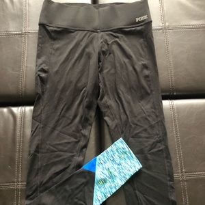 Victoria’s Secret PINK ultimate leggings. Size XS.